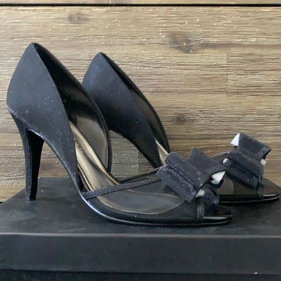 Brand new in box - Picture 1 of 3